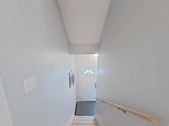 5th image of 5102 30th Ave #41