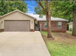 810 Gwen St, Jonesboro, AR 72401