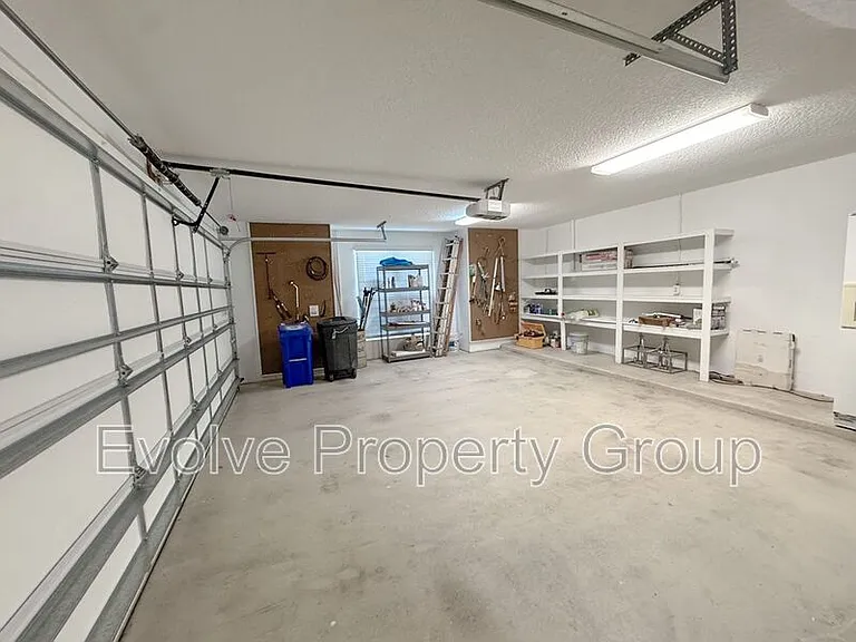 822 Summer Bay Dr — Photo 12
