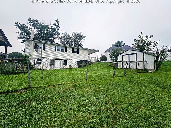 4th image of 1608 Jefferson Blvd