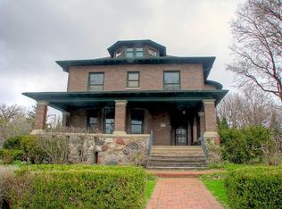 202 E Pierce St, Elburn, IL 60119