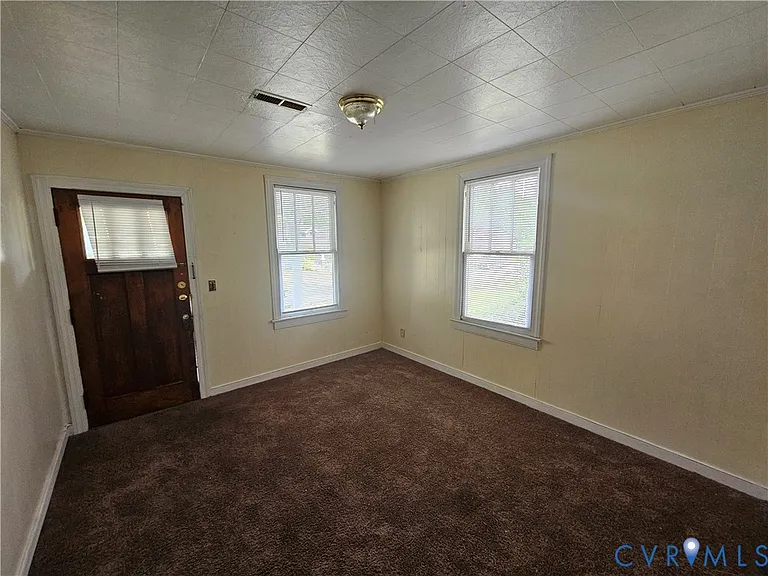 3709 Stockton St — Photo 1