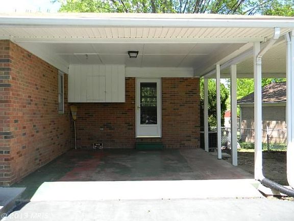 3rd image of 117 Fredericktowne Dr