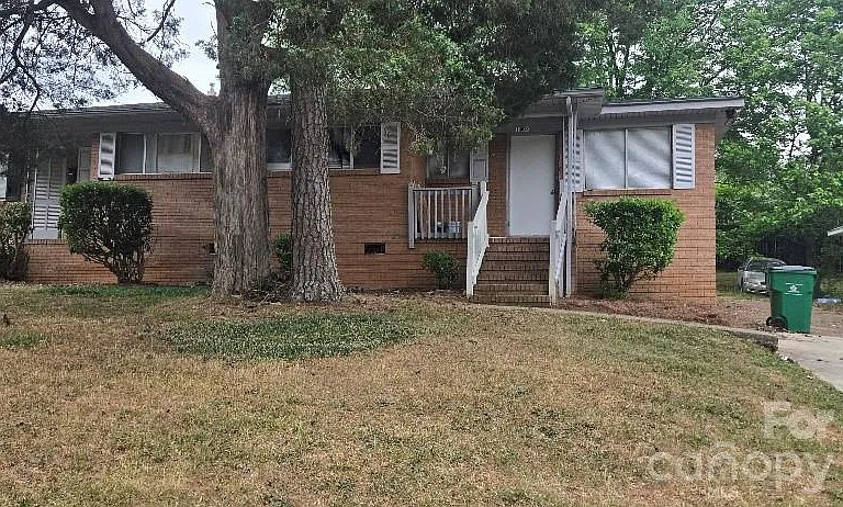 1803 Darbrook Dr — Photo 2