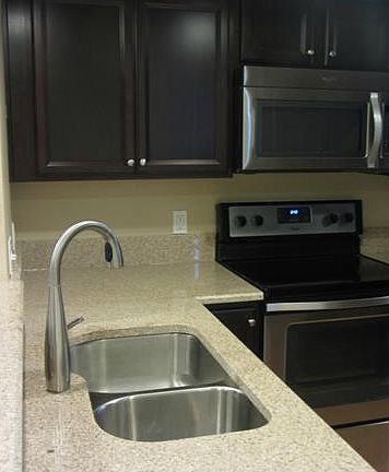2nd image of 1411 Norwalk Ln APT 211
