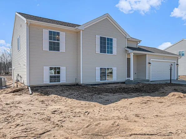 1295 Mitchell Dr, Rochester, IN 46975