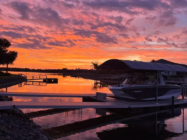 9179 Flint Ct, Naples, FL 34120