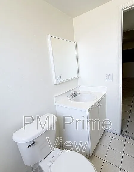 1245 W 24th St #208 — Photo 19