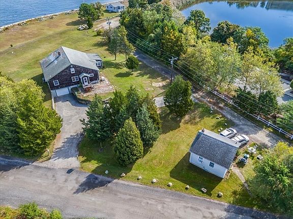 5th image of 70 Hedge Rd