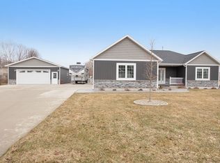 1000 Comstock Ct, Otsego, MI 49078