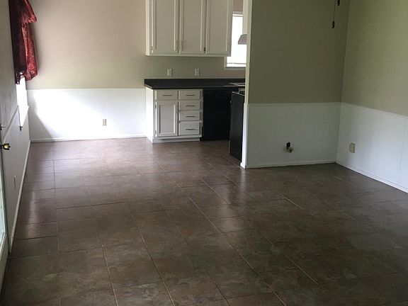 2nd image of 203 Norma Cir