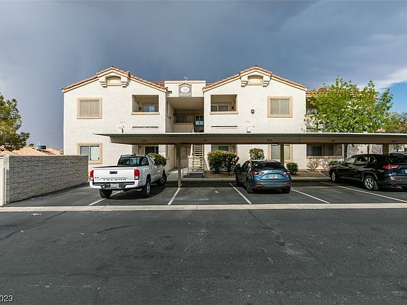2nd image of 855 N Stephanie St Unit 1022