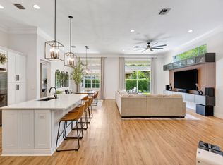 207 Via Rosina, Jupiter, FL 33458