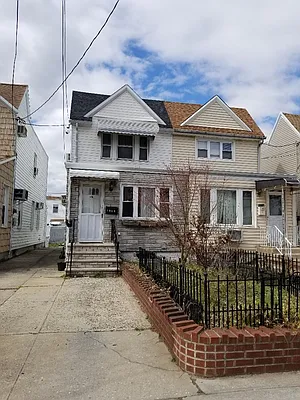 Sold by Bay Sun Realty Inc | media 14