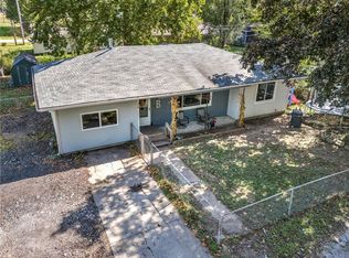 315 Prairie St, Buckner, MO 64016