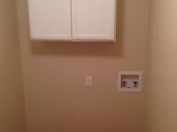 3rd image of 10448 Fern Dr