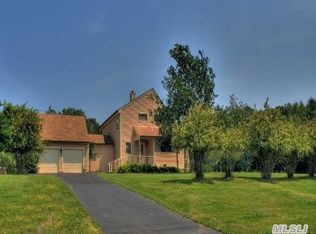 305 Topsail Ln, Southold, NY 11971