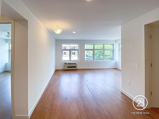 4th image of 14-25 27th Ave #4B