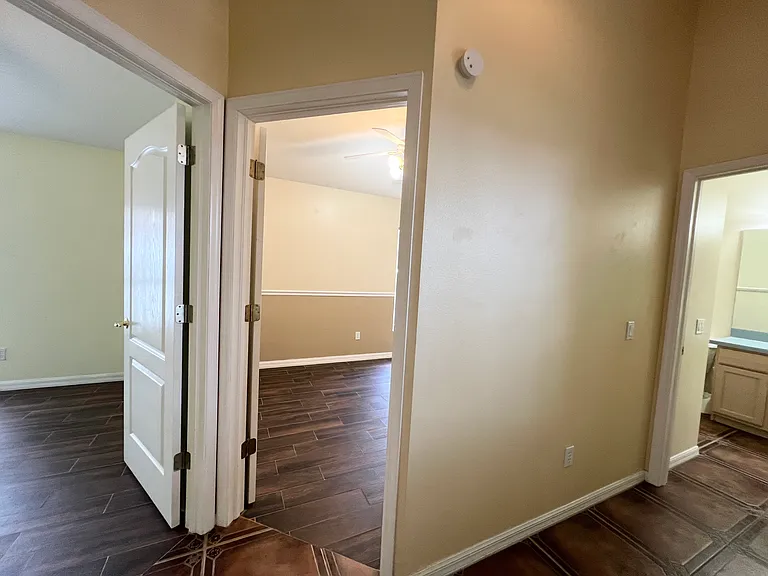 18110 Palm Breeze Dr — Photo 15