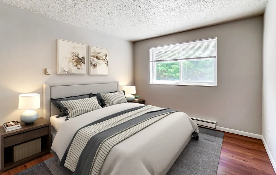 Meadowbrook Apartments — Photo 3