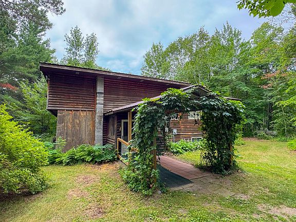 3rd image of 15983 Centerline Rd NW