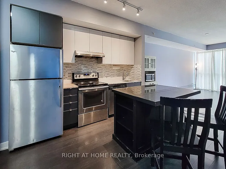 5260 Dundas St #306 — Photo 8