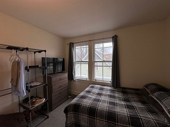 5th image of 155 Plattsburg Ave #4