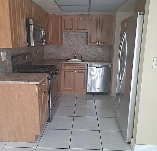 3026 E Missionwood Cir — Photo 1