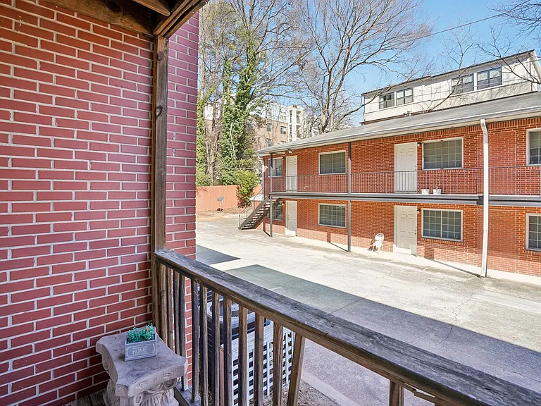 Buckhead Townhomes and Gardens — Photo 52