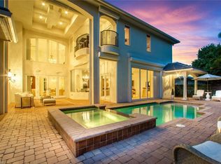 216 Charleston Ct, Naples, FL 34110