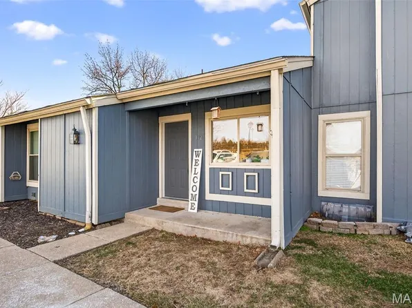 132 Harbor View Dr, Lake Saint Louis, MO 63367