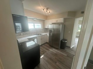 931 Eaglewood Dr, Willoughby, OH 44094