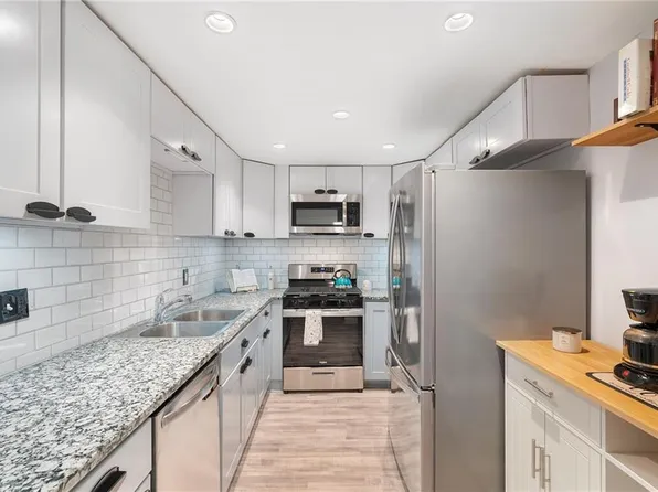 6851 Roswell Rd Unit M12, Sandy Springs, GA 30328