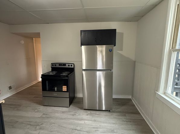 483 Goethe St #1
