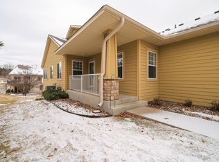 1631 Alphon Dr, Victoria, MN 55386