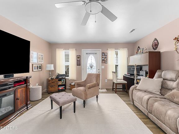 4th image of 116 Melissa Ln