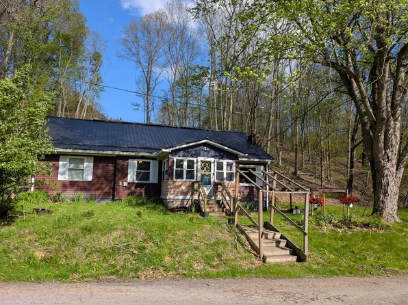 1760 Jordan Hollow Rd, Parker, PA 16049