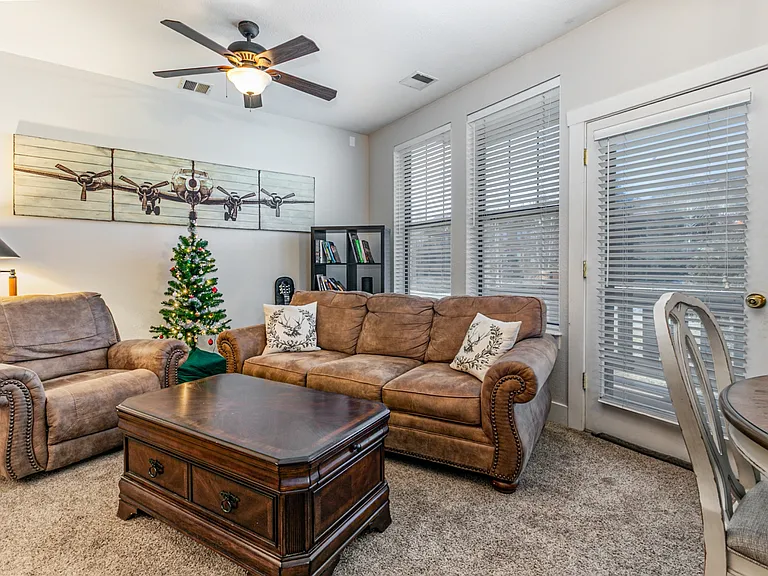 8350 Meadowview Ct #C23 — Photo 4