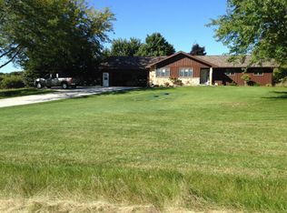 W7008 Pond Rd, Fort Atkinson, WI 53538
