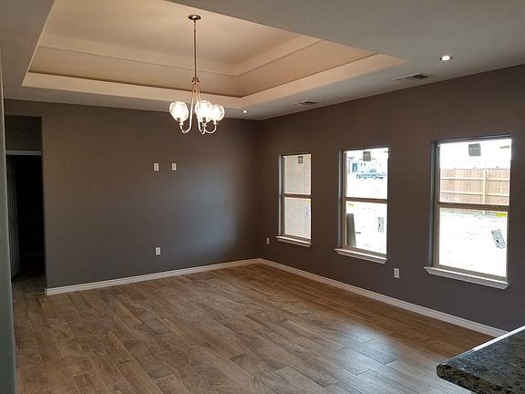 4th image of 2712 Acadia Dr
