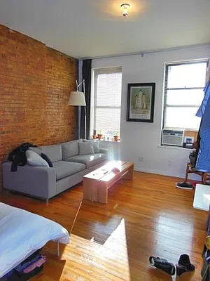 Rented by Chartwell Manhattan Realty | media 2