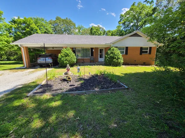 315 Lick Creek Rd NW, Big Sandy, TN 38221