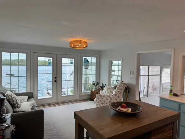 2 Nancy Ln, Fort Myers Beach, FL 33931