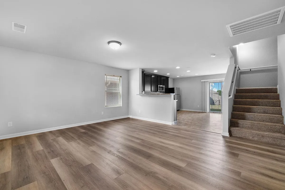 Unit Photo - 126 Pitts Griffin Dr