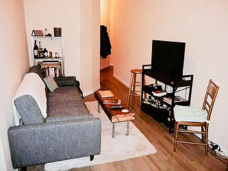 Rented by Nicole Fishman, LREB