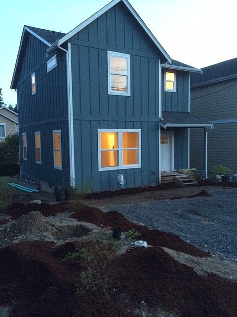 1st image of 6761 NE Geneva St