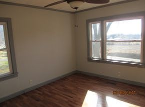 3rd image of 516 Highway 70 N