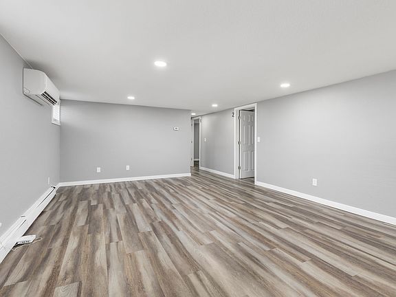 5th image of 603 18th St #B