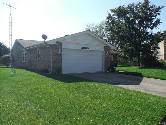 3rd image of 3989 Cozycroft Dr
