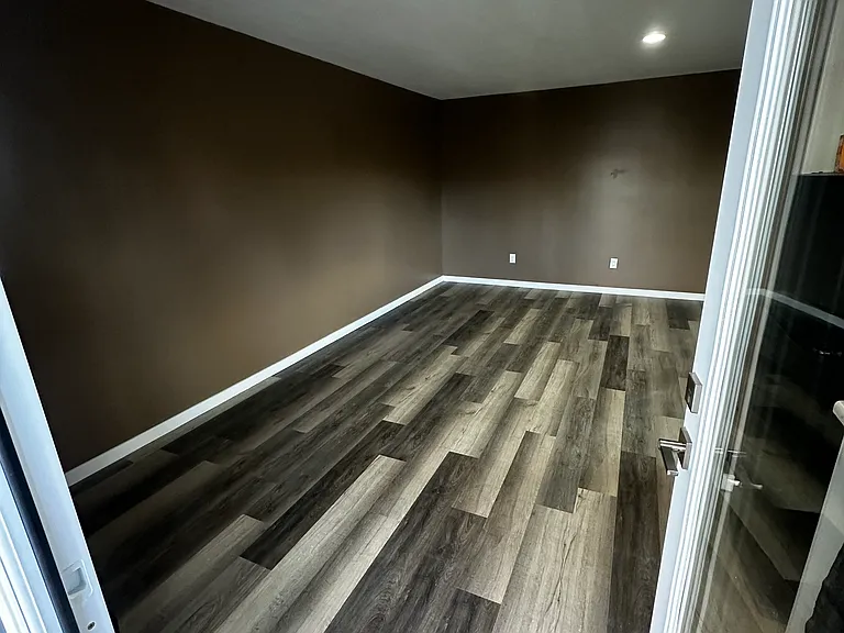 8118 Gentry Ave — Photo 2